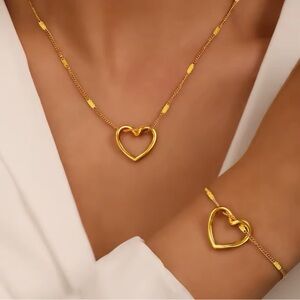 Stainless Steel Heart Necklace and Bracelet Set